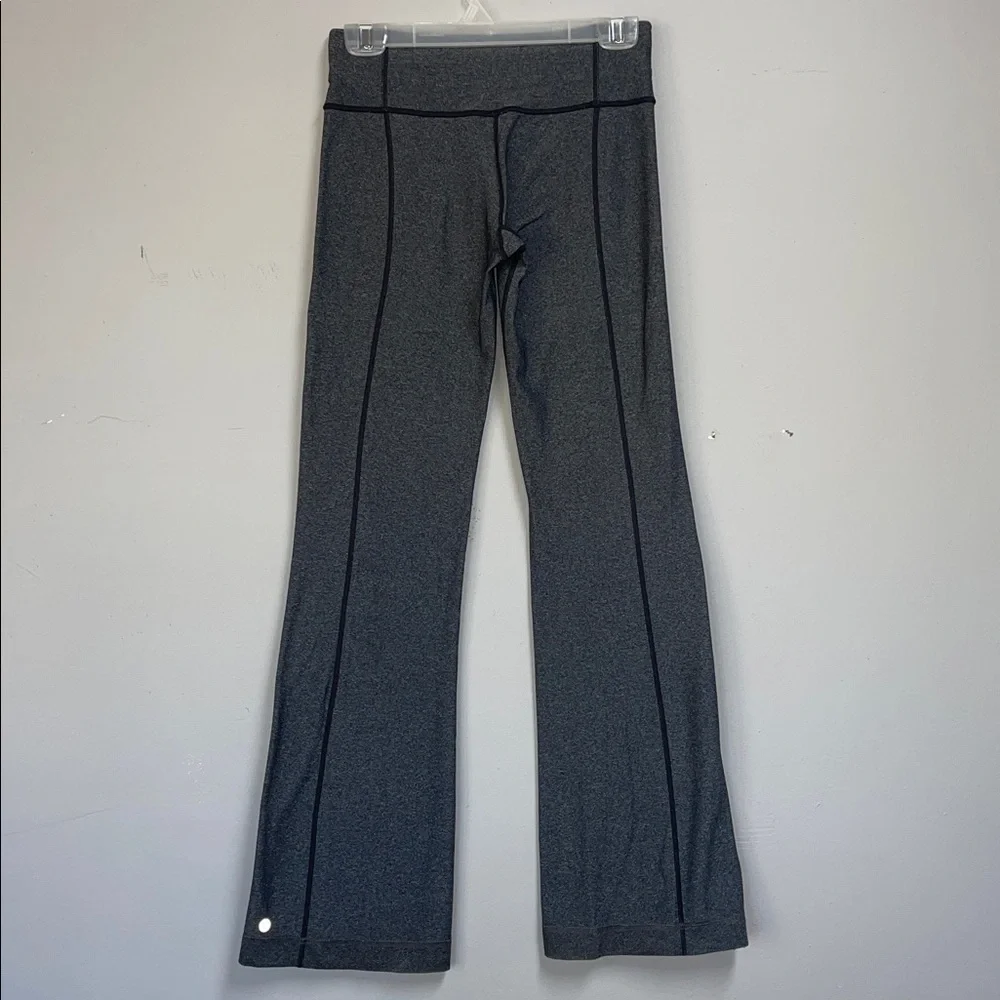 Lululemon women's grey yoga flare pants